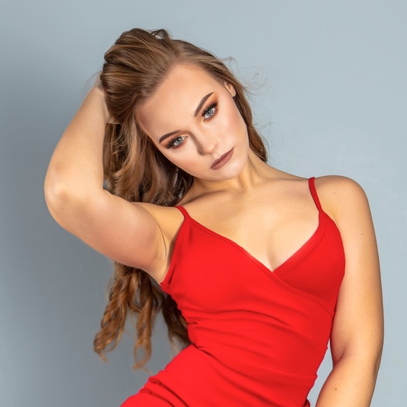 Meet your Posher, Cheyenne - Picture 1 of 1